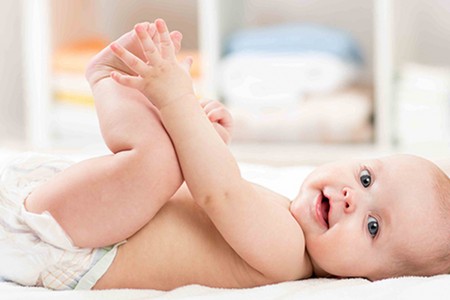 Changing the diaper: Essential Care - No diaper rash