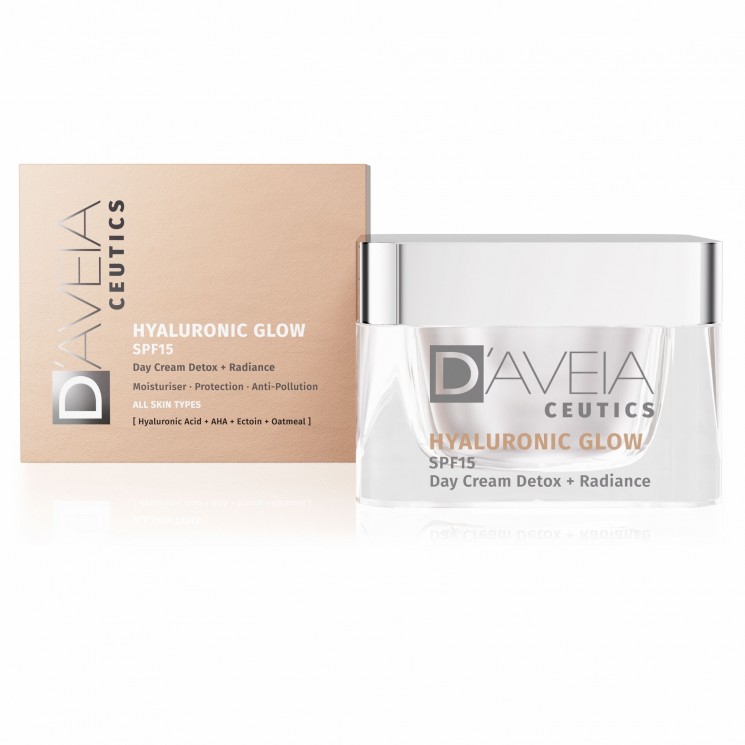 D'AVEIA Ceutics Hyaluronic Glow SPF15