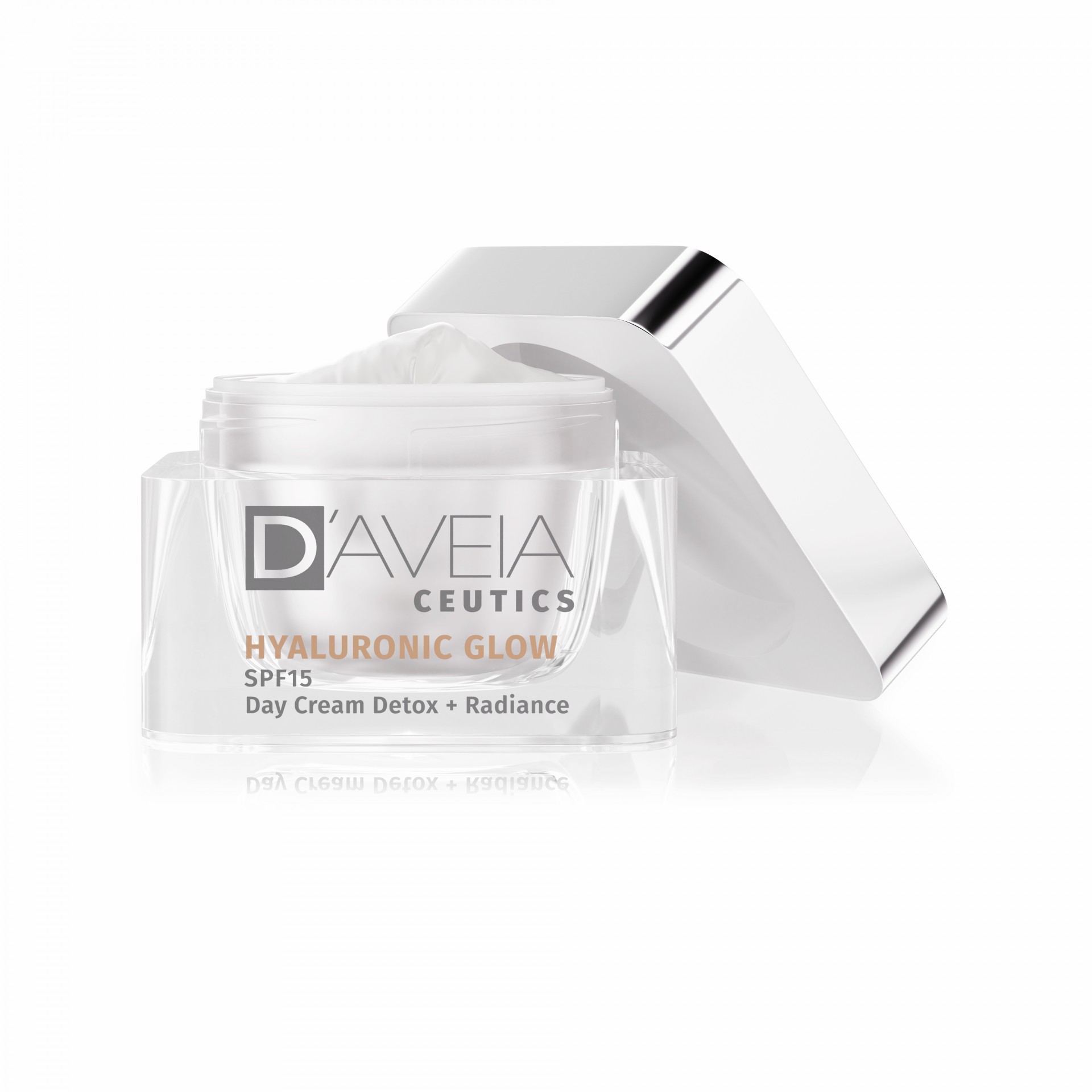 D'AVEIA Ceutics Hyaluronic Glow SPF15