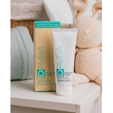 D'AVEIA Diaper Change